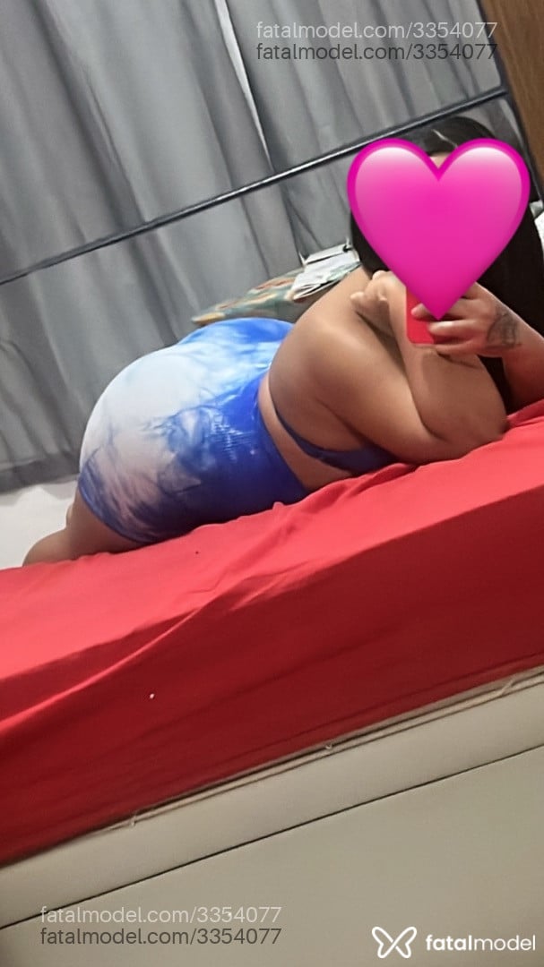 Acompanhante mulher com cabelo castanho de olhos castanhos - Eva Cardoso