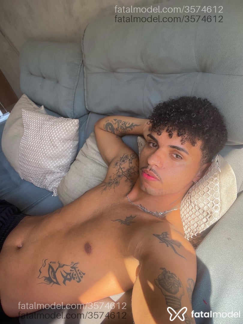 Acompanhante homem morena (o) de olhos castanhos - Endrel
