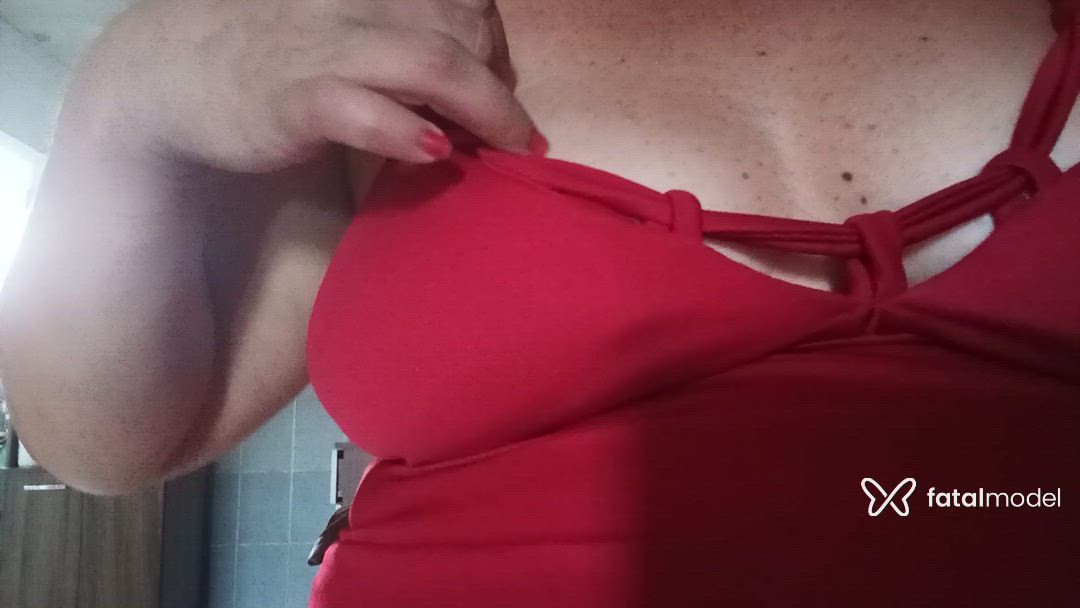 Acompanhante mulher com cabelo castanho de olhos castanhos - GostosaCe