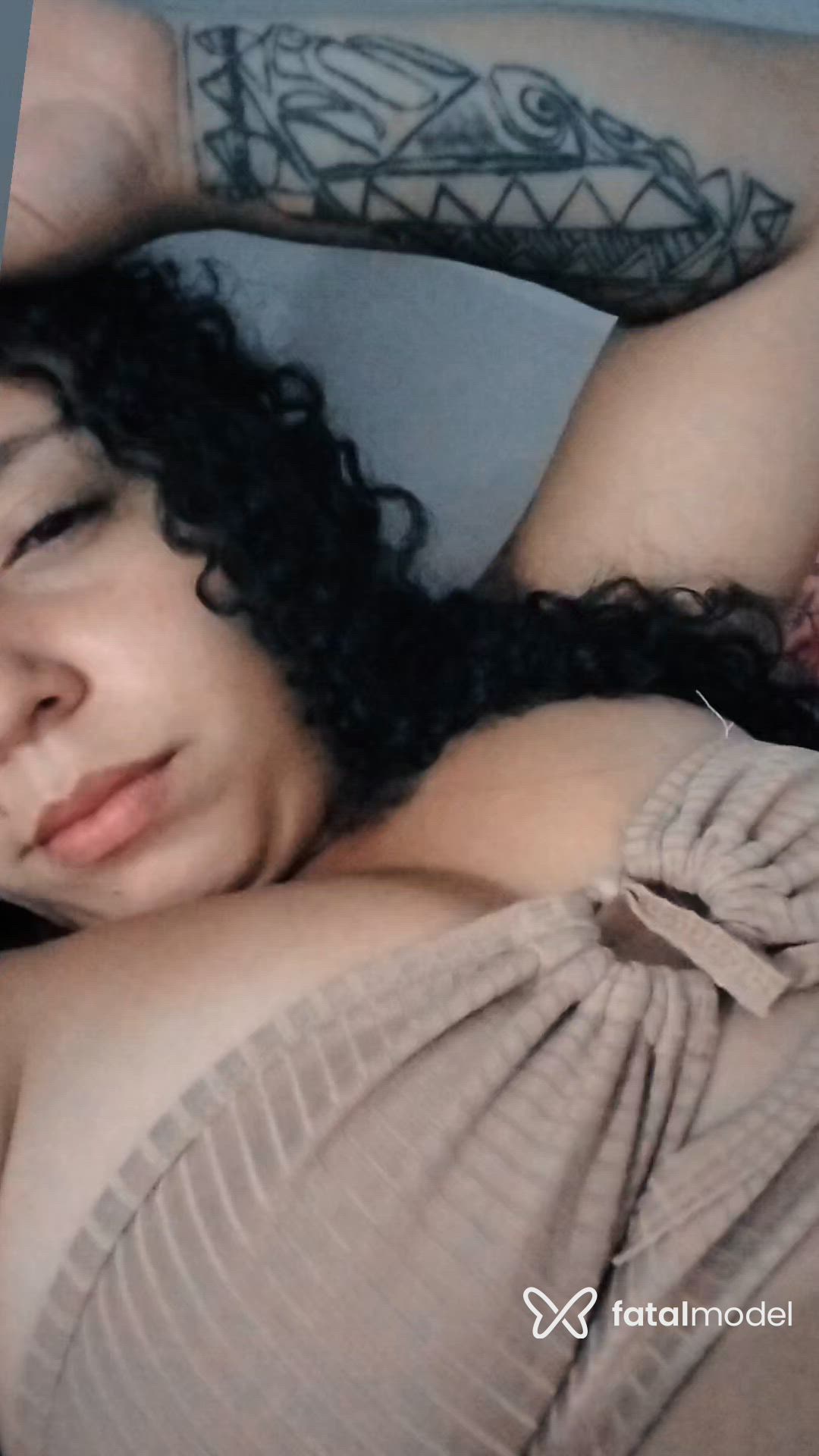 Acompanhante mulher morena (o) de olhos castanhos - Sabrina silva
