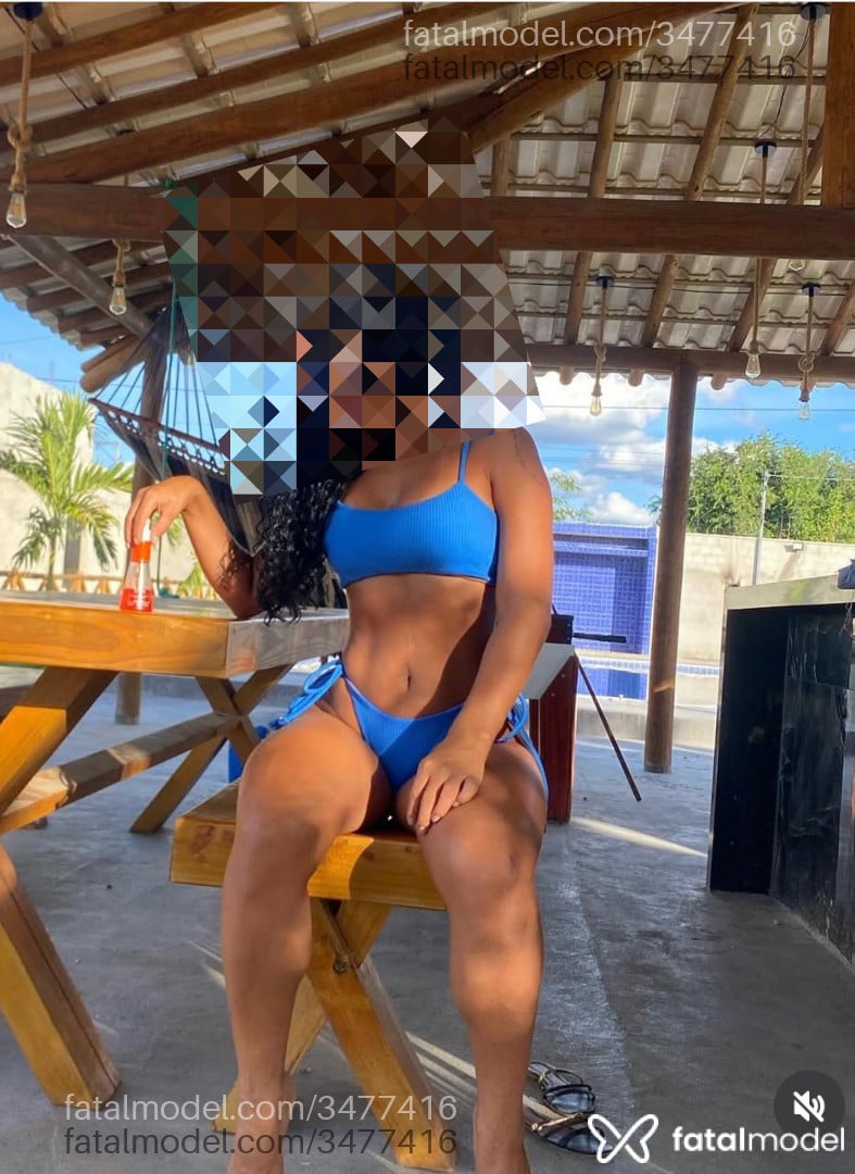 Acompanhante mulher morena (o) de olhos castanhos - Anita