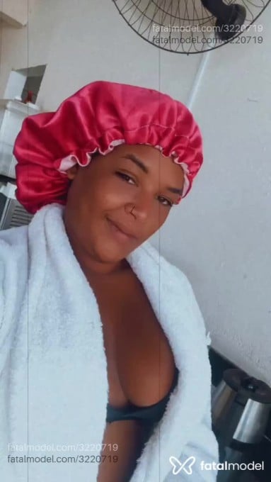 Acompanhante mulher morena (o) de olhos castanhos em Campos dos Goytacazes Acompanhante mulher morena (o) de olhos castanhos em Campos dos Goytacazes - Vanessa Siuza