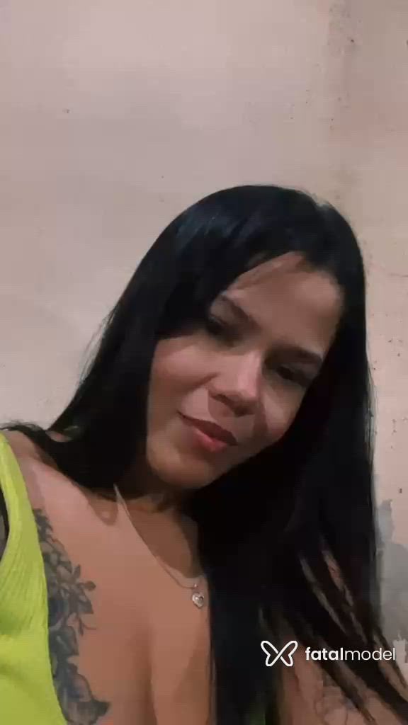 Acompanhante mulher morena (o) de olhos castanhos - Emily