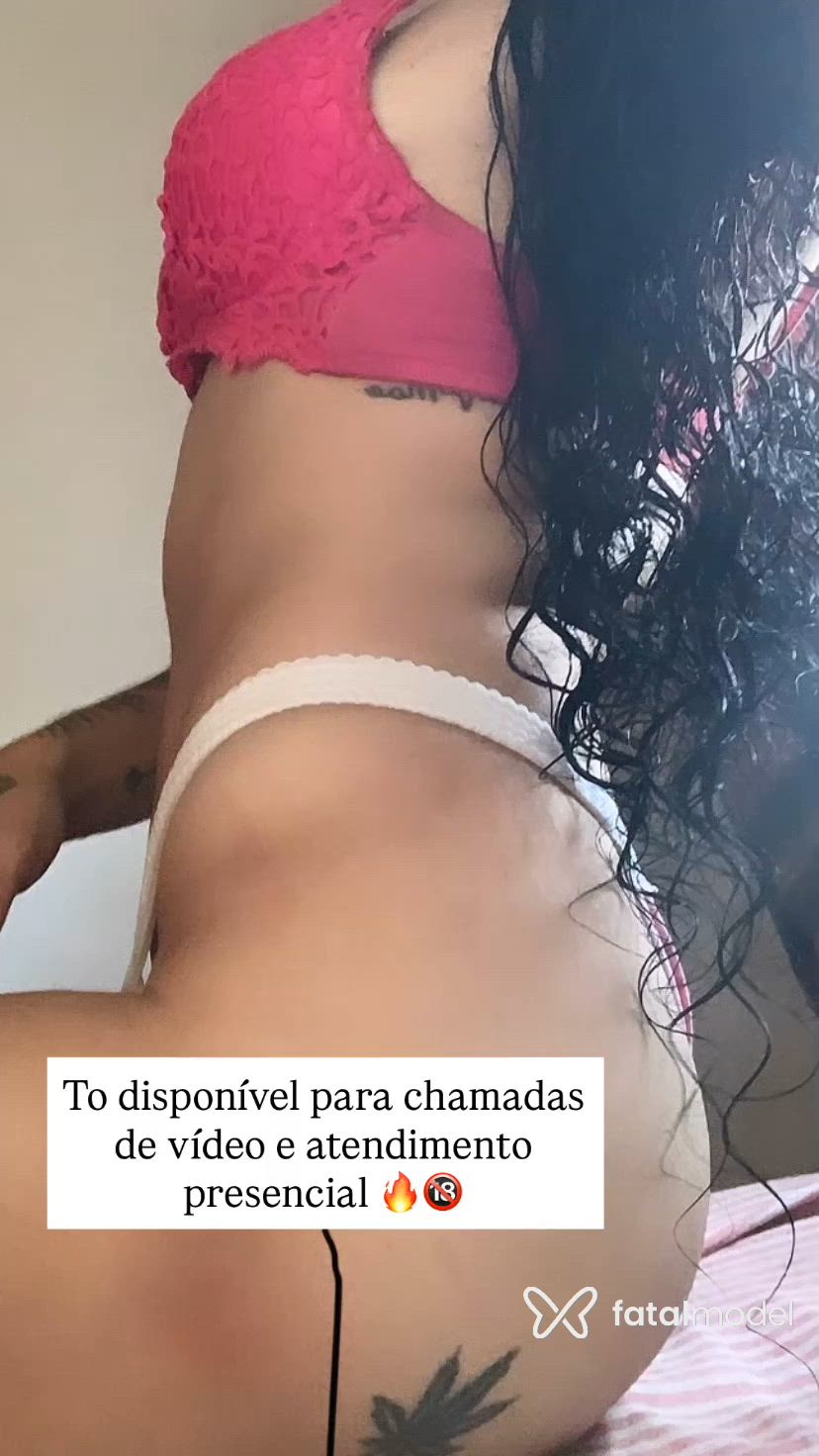 Acompanhante mulher trans morena (o) de olhos castanhos - Serena Lins