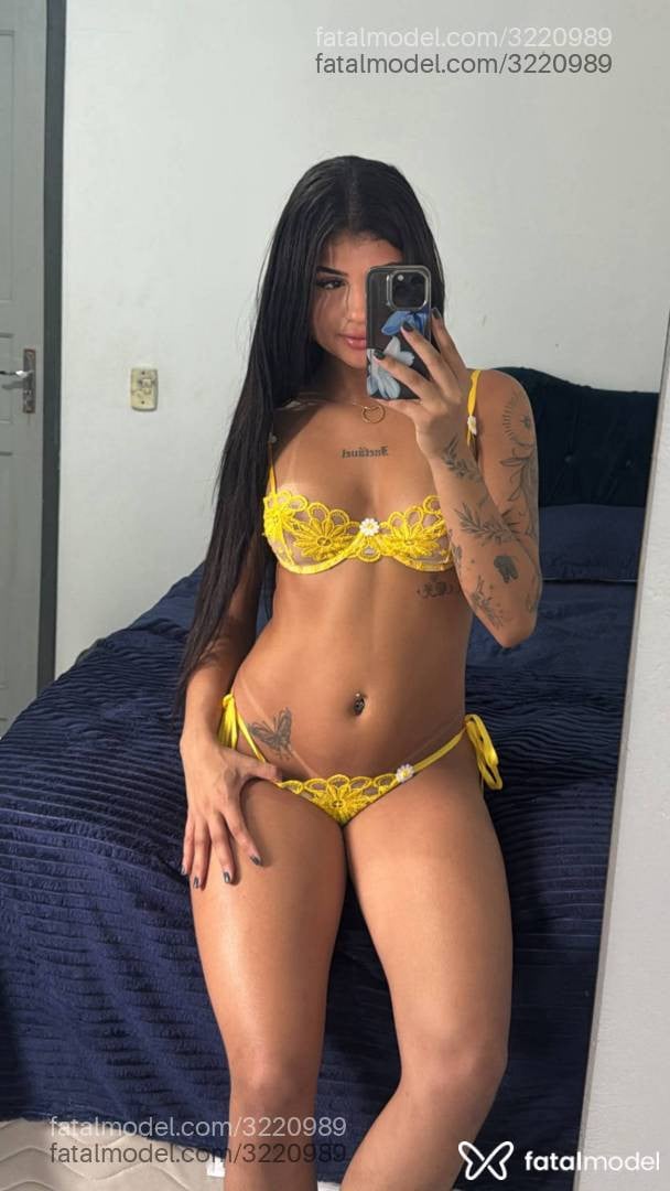 Acompanhante mulher morena (o) de olhos castanhos - Anna Liz
