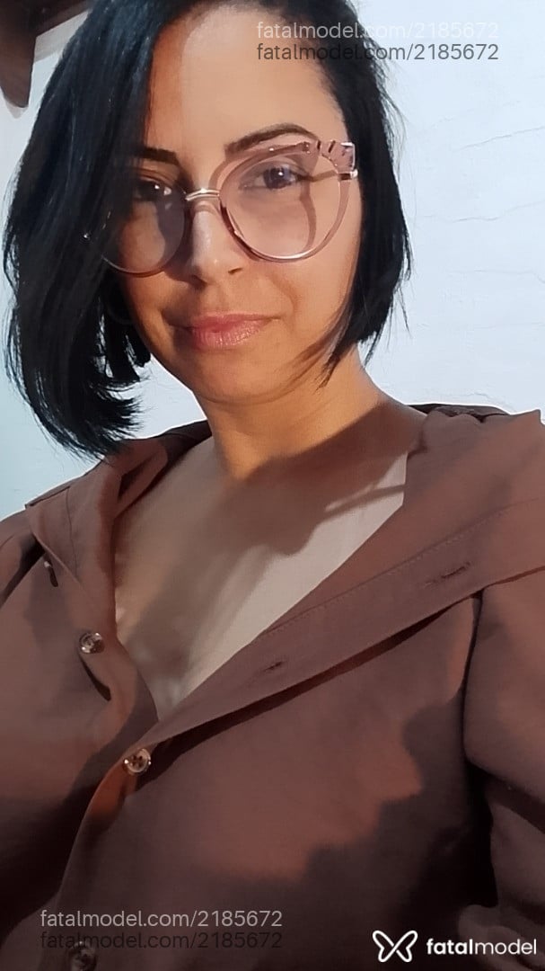 Acompanhante mulher morena (o) de olhos castanhos - Jadepreciosa