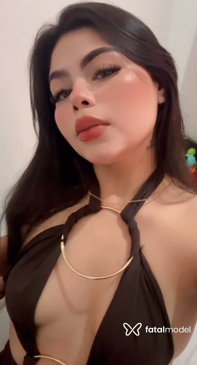 Acompanhante mulher morena (o) de olhos castanhos - Emanuelle