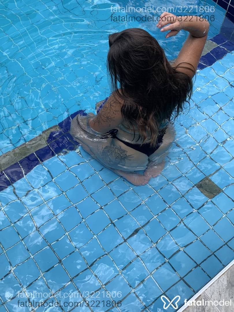 Acompanhante mulher com cabelo castanho de olhos castanhos em São José do Rio Preto - Ana Beatriz