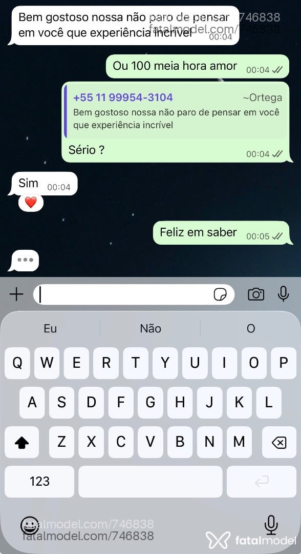 Acompanhante mulher trans ruiva (o) de olhos verdes - Samirah Saad