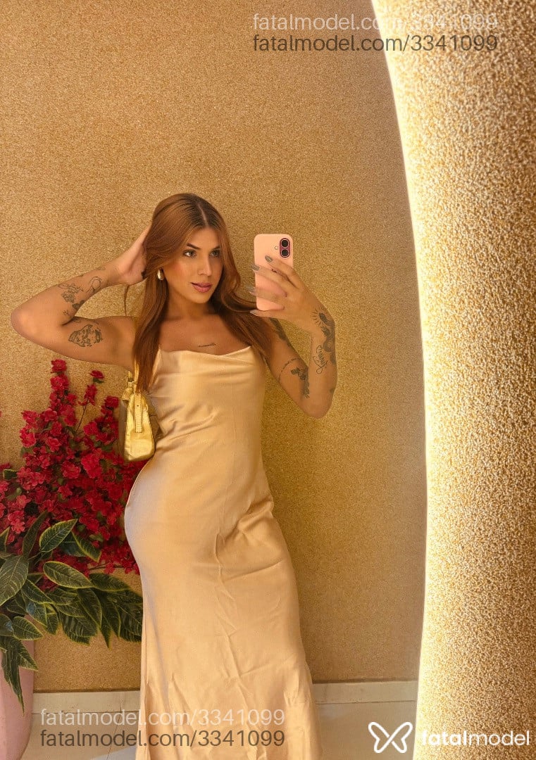 Acompanhante mulher trans ruiva (o) de olhos mel - Angel