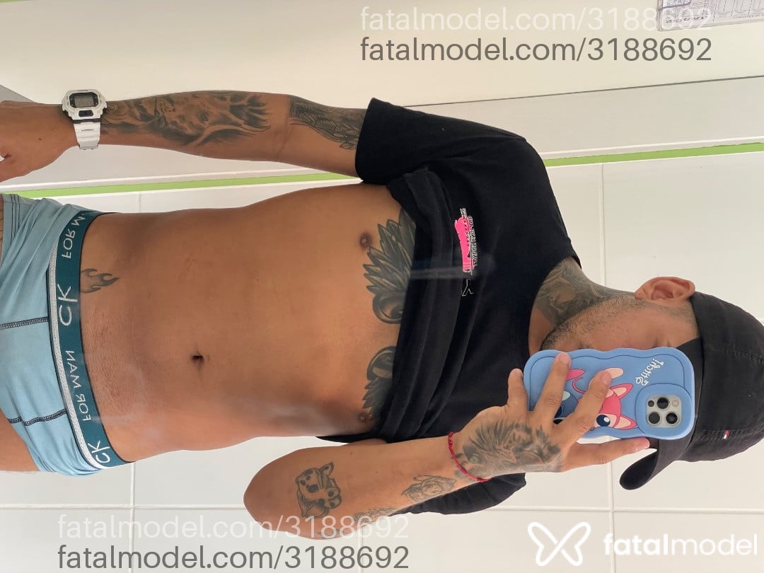 Acompanhante homem morena (o) de olhos pretos - Ativozs Acompanhante homem morena (o) de olhos pretos - Ativozs