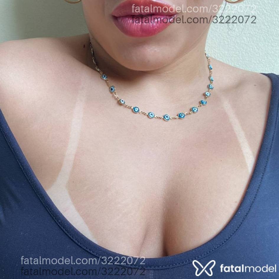 Acompanhante mulher com cabelo castanho de olhos castanhos - Julia