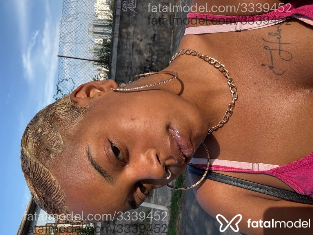 Acompanhante mulher com cabelo castanho de olhos castanhos - Kysha