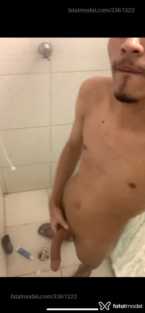 Acompanhante homem morena (o) de olhos pretos - Novinhoquente