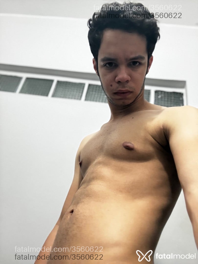 Acompanhante homem morena (o) de olhos mel - Jesse James