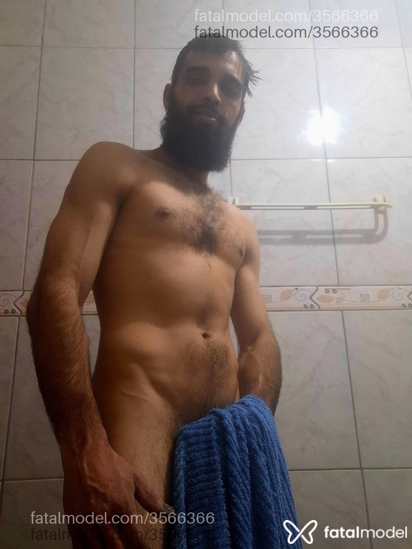 Acompanhante homem morena (o) de olhos castanhos - Erick