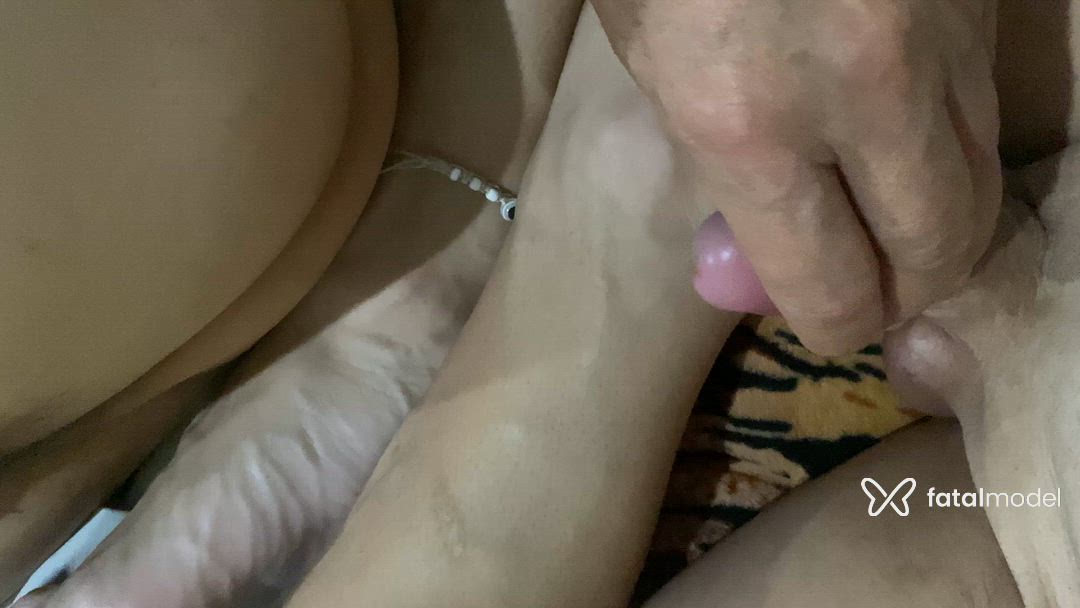 Acompanhante mulher trans com cabelo castanho de olhos pretos - Scarlet