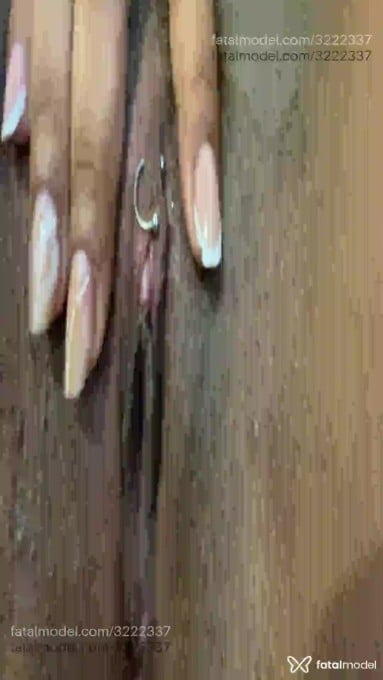 Acompanhante mulher morena (o) de olhos pretos em Volta Redonda - Bruna Morais