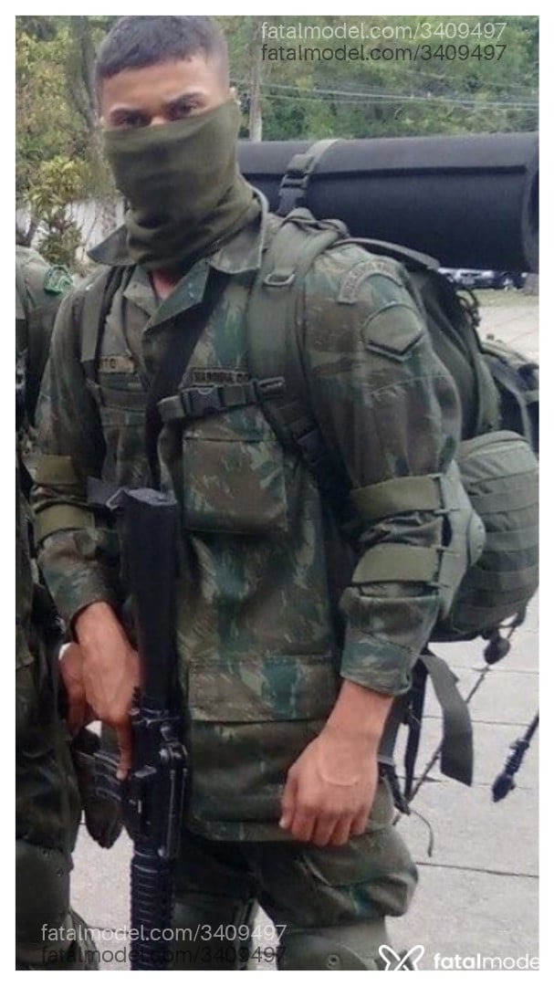 Acompanhante homem com cabelo castanho de olhos castanhos - Netto Acompanhante homem com cabelo castanho de olhos castanhos - Netto