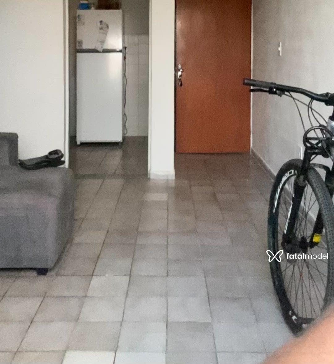 Acompanhante homem morena (o) de olhos pretos - Beto