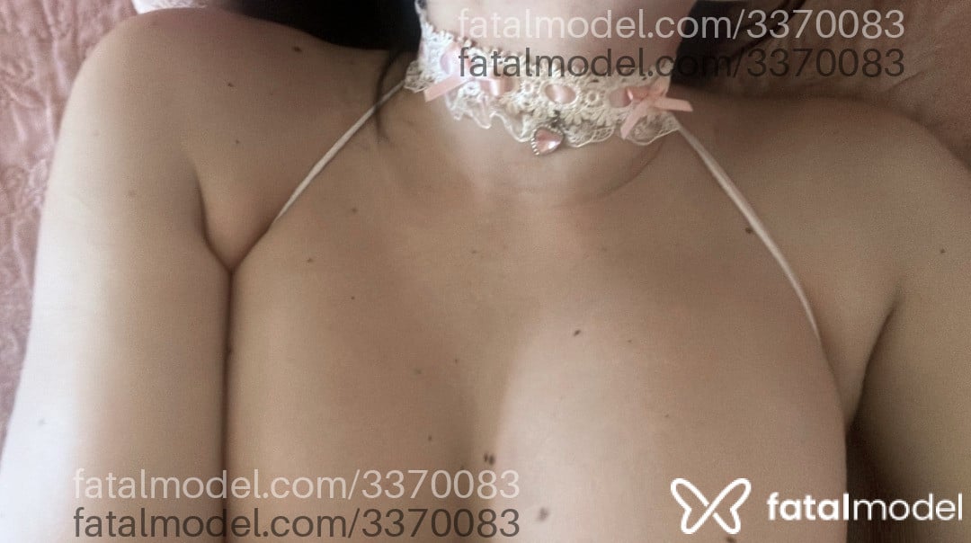 Acompanhante mulher trans morena (o) de olhos castanhos - Anya Hashimoto
