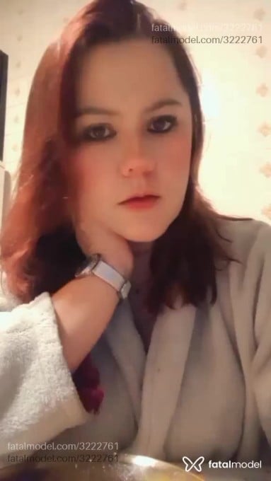 Acompanhante mulher ruiva (o) de olhos mel - Alana Acompanhante mulher ruiva (o) de olhos mel - Alana