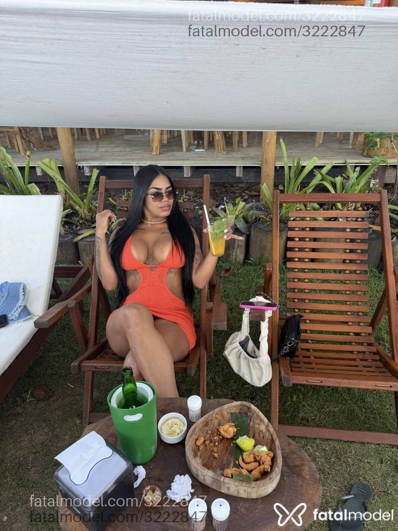 Acompanhante mulher morena (o) de olhos castanhos em Ubatuba - Michelly