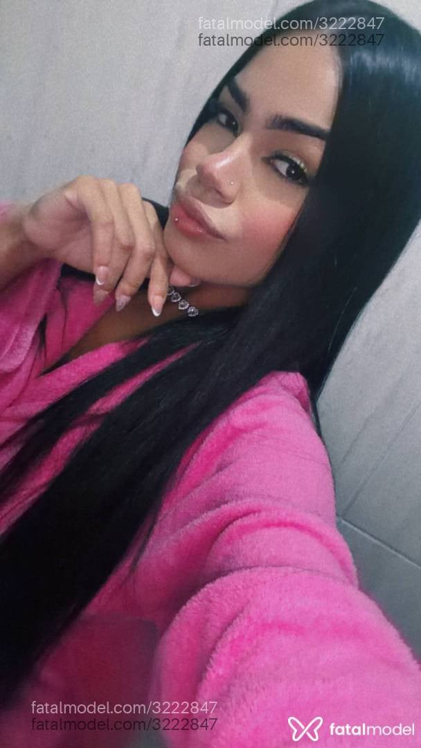 Acompanhante mulher morena (o) de olhos castanhos - Michelly