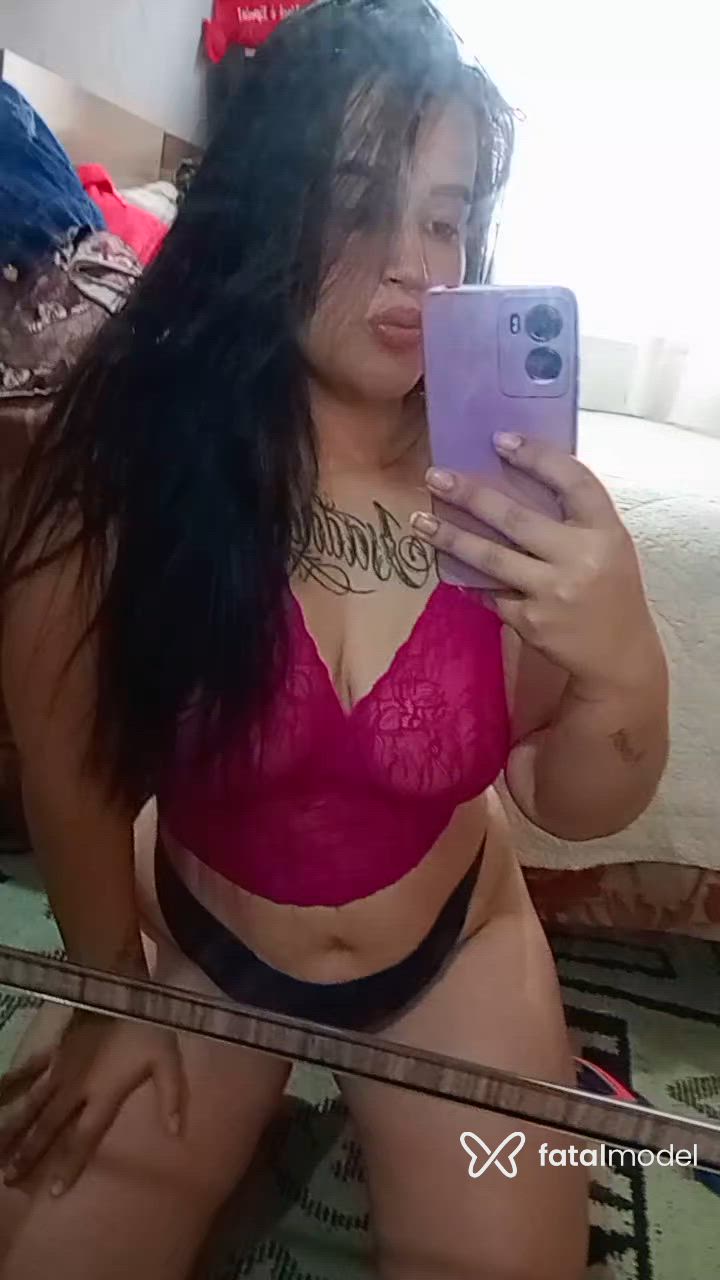 Acompanhante mulher morena (o) de olhos castanhos - Renata