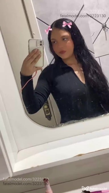 Acompanhante mulher morena (o) de olhos castanhos em Maringá Acompanhante mulher morena (o) de olhos castanhos em Maringá - Juh