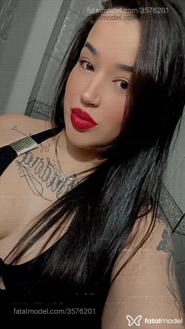 Acompanhante mulher morena (o) de olhos castanhos - Renata