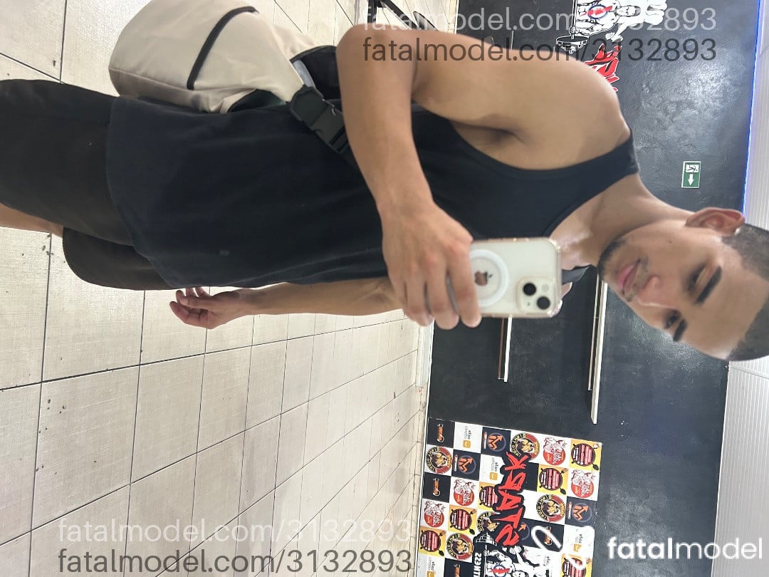 Acompanhante homem morena (o) de olhos pretos - Avares