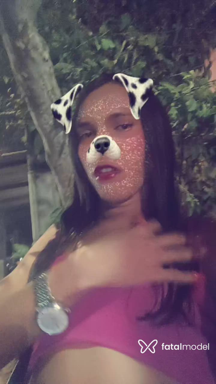Acompanhante mulher trans com cabelo castanho de olhos pretos - Kauanny