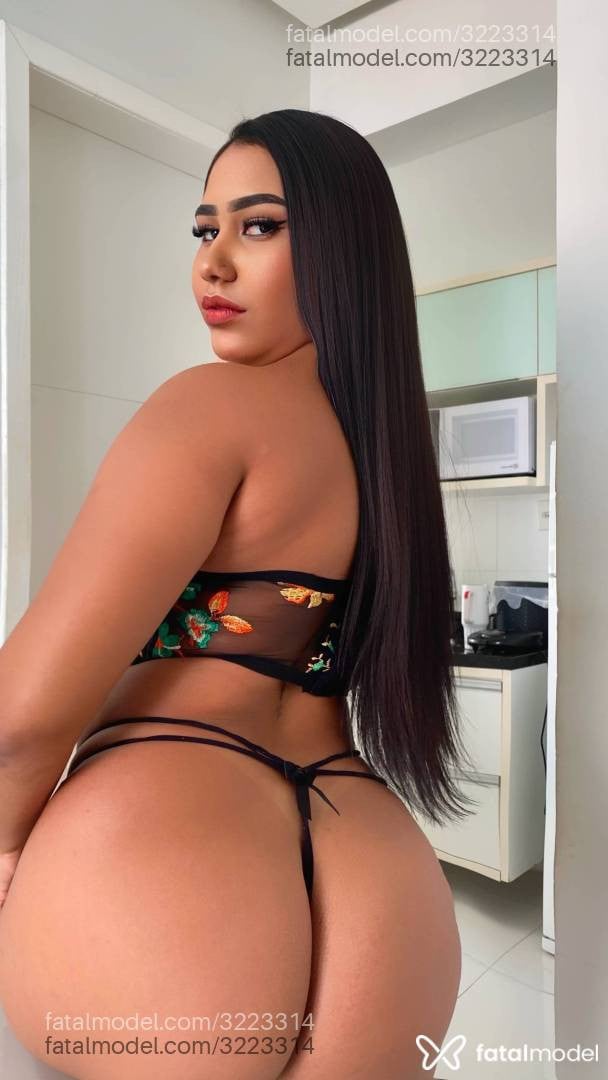 Acompanhante mulher morena (o) de olhos castanhos - Laura Beatriz