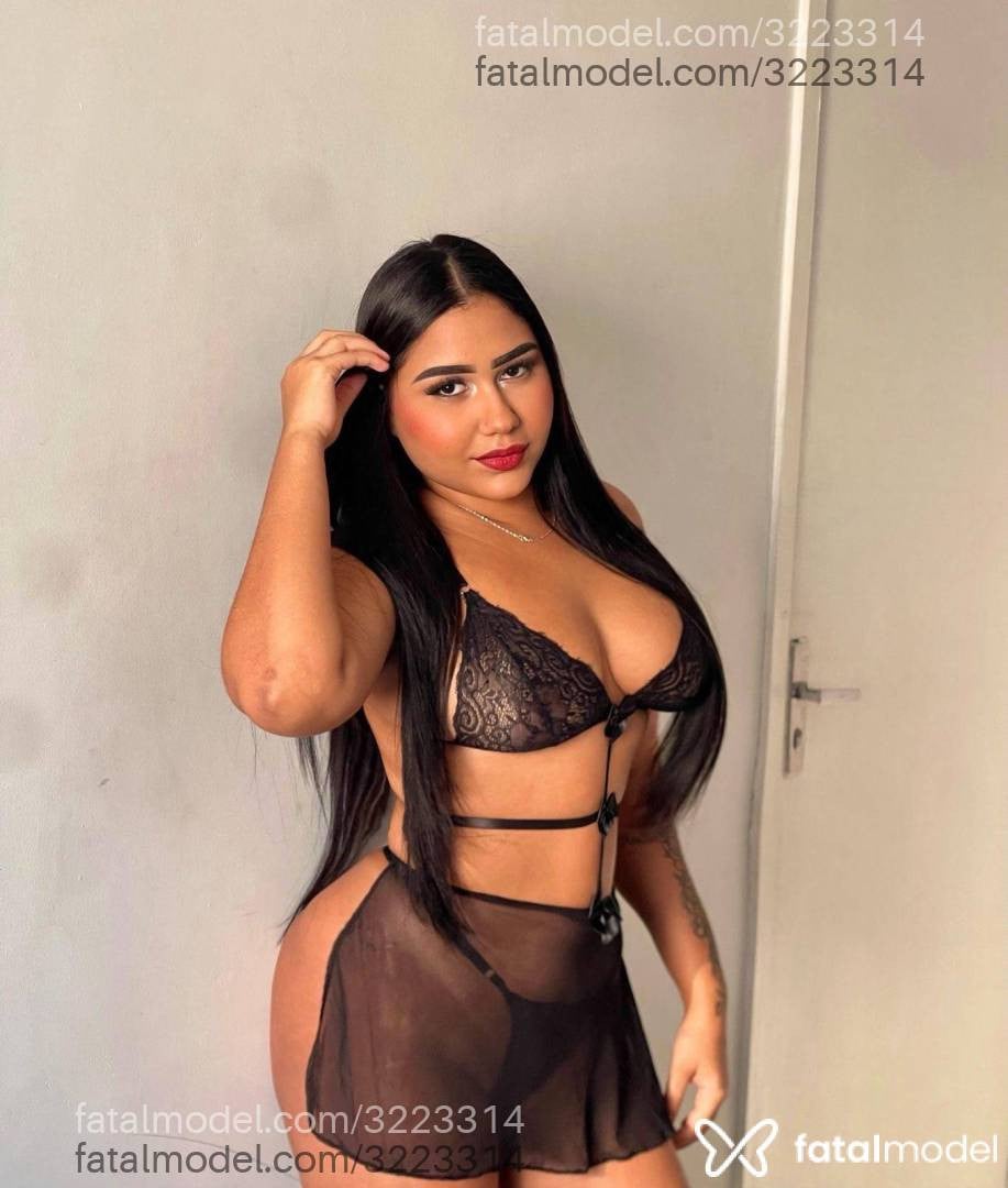 Acompanhante mulher morena (o) de olhos castanhos - Laura Beatriz