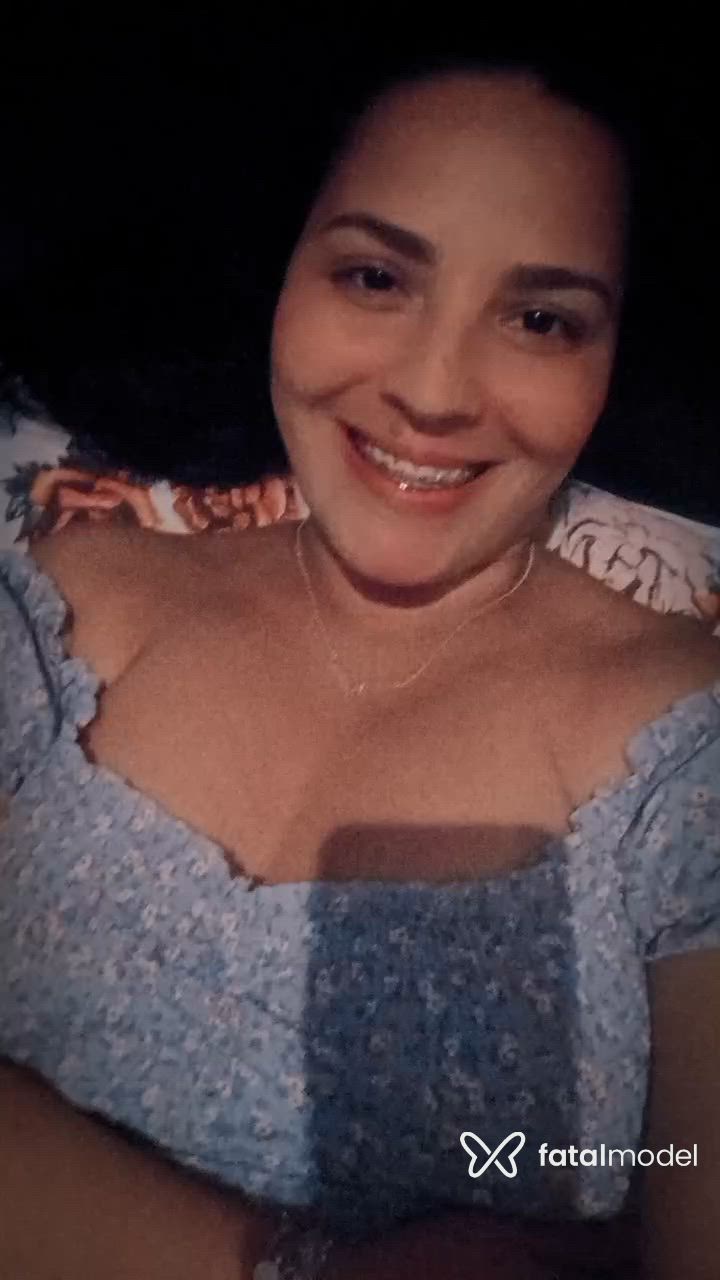 Acompanhante mulher morena (o) de olhos pretos - Daniele Alves