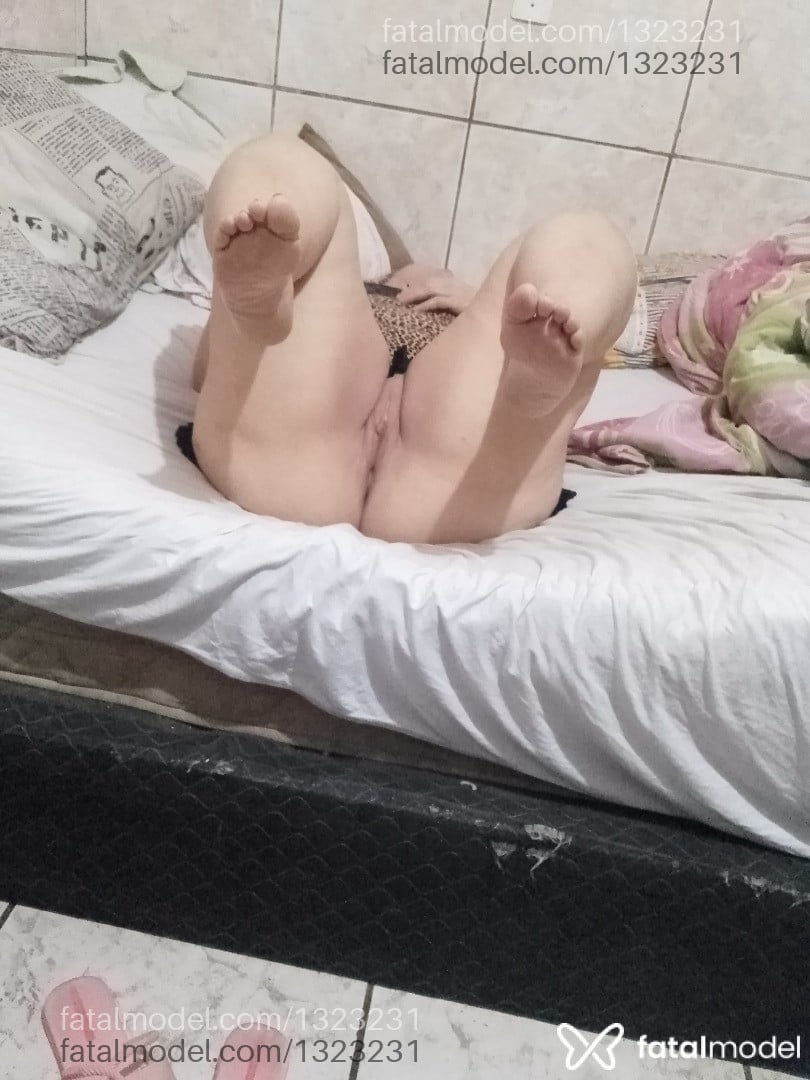 Acompanhante mulher loira (o) de olhos mel - Rosângela Acompanhante mulher loira (o) de olhos mel - Rosângela