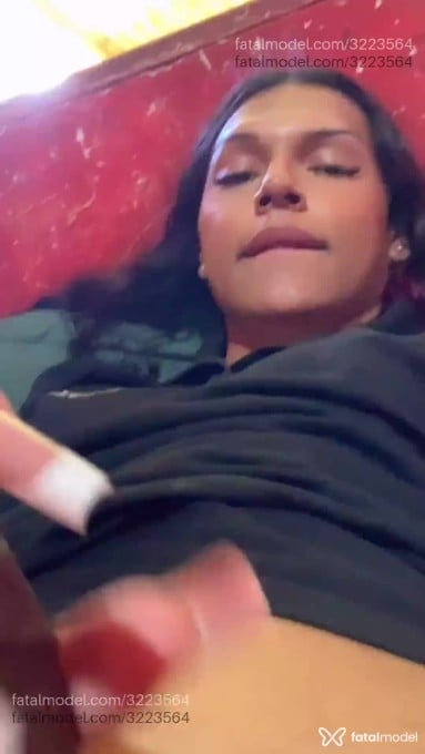 Acompanhante mulher trans com cabelo castanho de olhos castanhos em Altamira - Thiffanny Urach