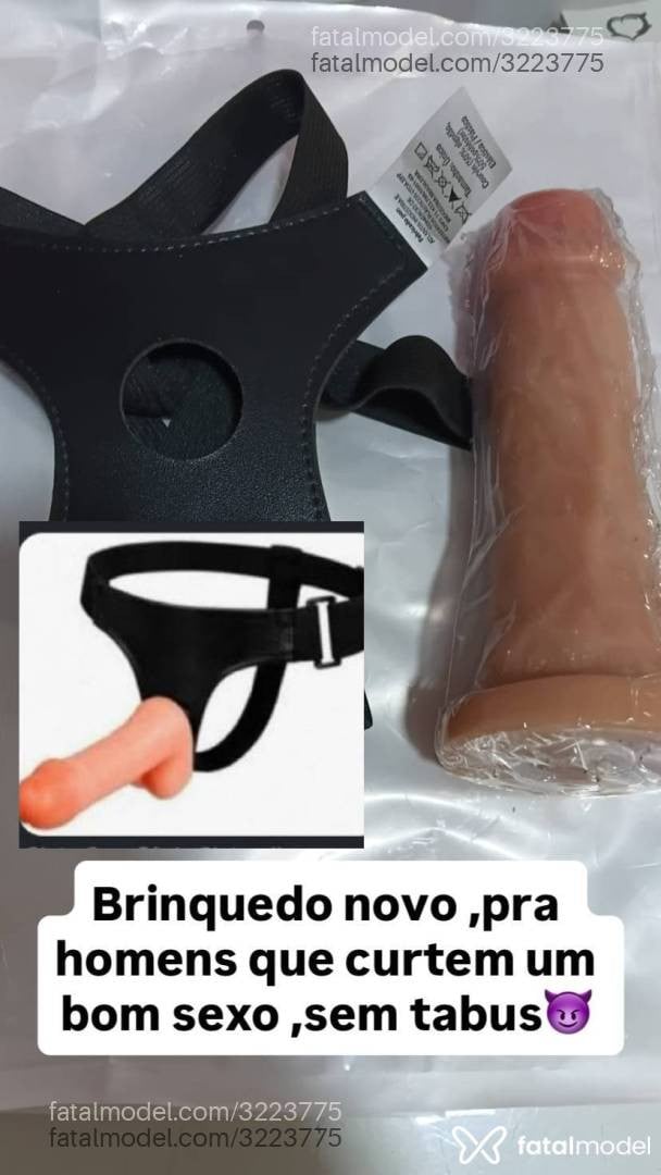 Acompanhante mulher loira (o) de olhos castanhos - Suzyy