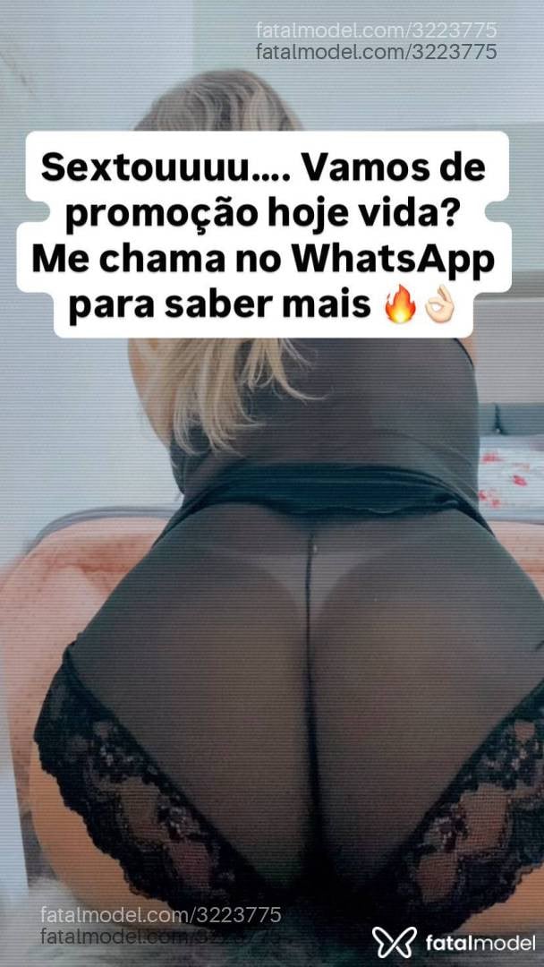 Acompanhante mulher loira (o) de olhos castanhos - Suzyy