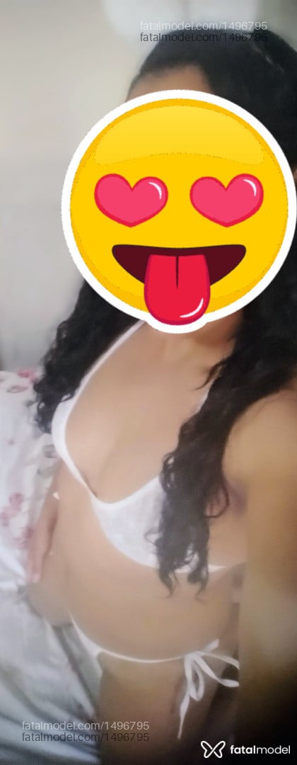 Acompanhante mulher morena (o) de olhos castanhos - Karina