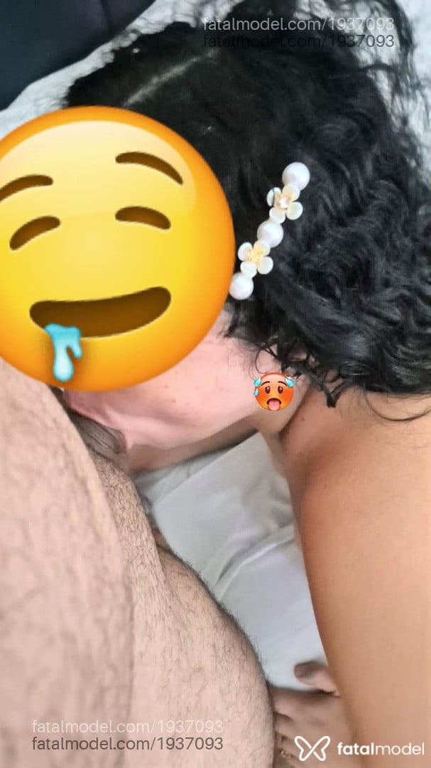 Acompanhante mulher com cabelo castanho de olhos mel - Maria Eduarda