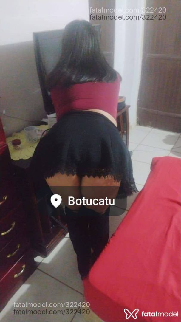 Acompanhante travesti morena (o) de olhos castanhos - ÍNDIAA SEDUTORAA