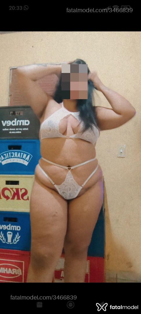 Acompanhante mulher morena (o) de olhos pretos - Lohany