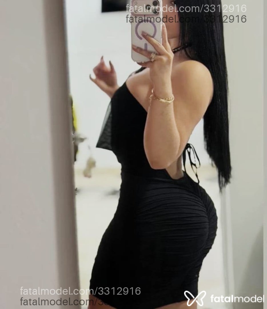 Acompanhante mulher com cabelo castanho de olhos castanhos - Ray