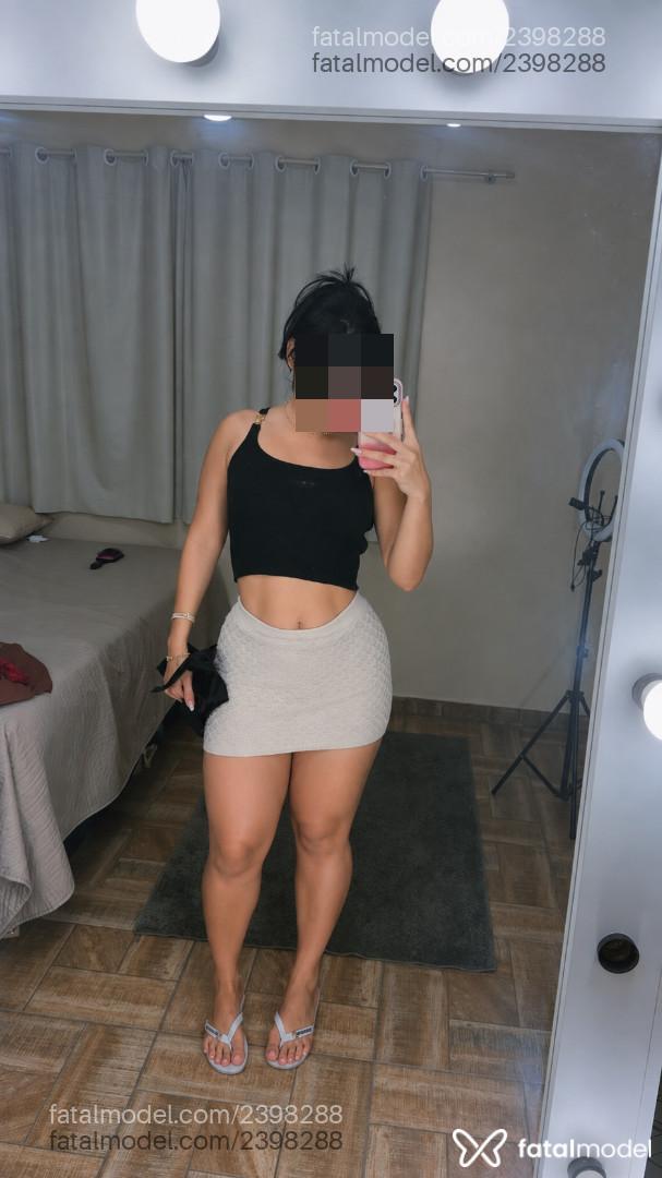 Acompanhante mulher morena (o) de olhos castanhos - Mariana Mia