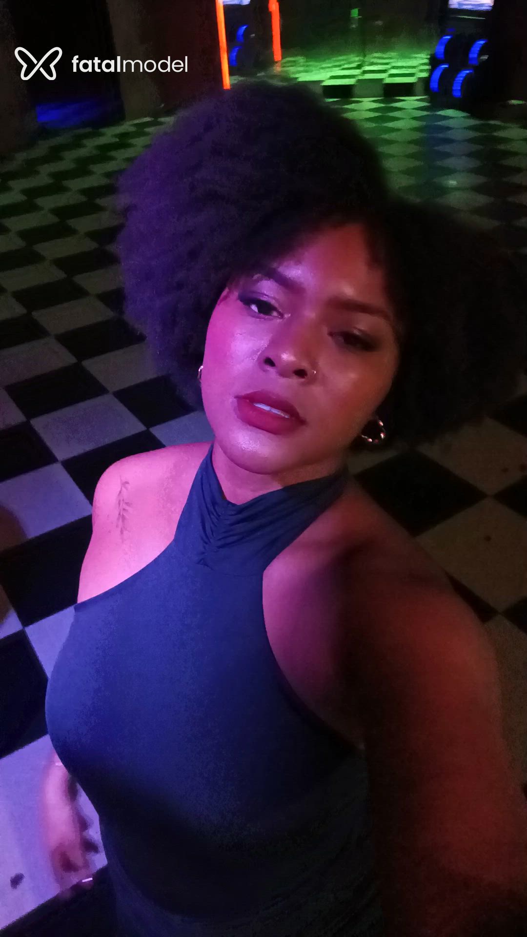 Acompanhante mulher com cabelo castanho de olhos castanhos - Julia Acompanhante mulher com cabelo castanho de olhos castanhos - Julia