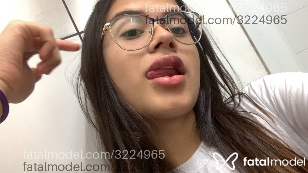 Acompanhante mulher trans morena (o) de olhos castanhos em Guarulhos - Mandinha