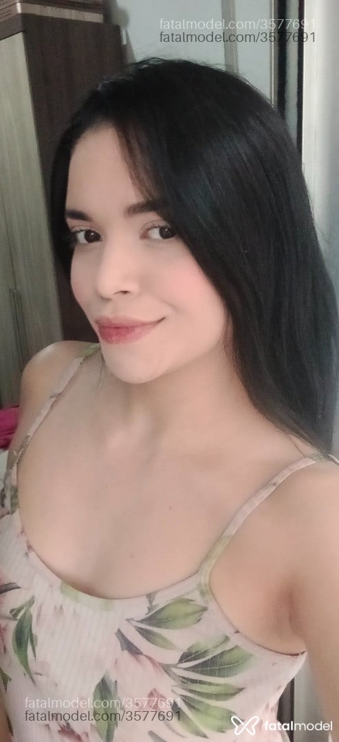 Acompanhante mulher morena (o) de olhos castanhos - Babisouza