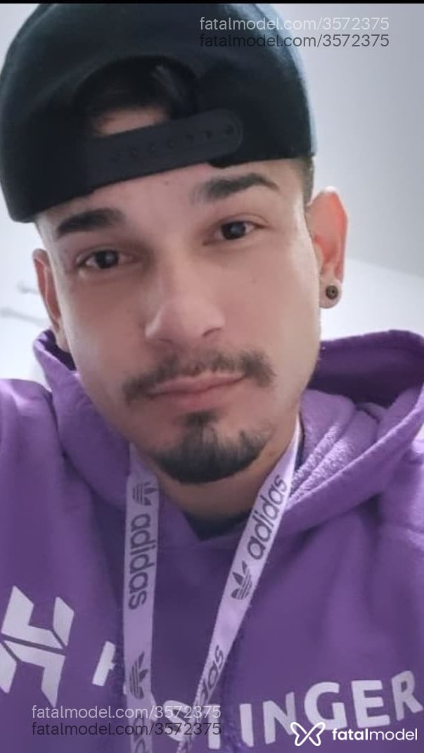 Acompanhante homem morena (o) de olhos pretos - Magrinhohot